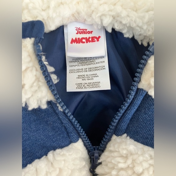 Disney Toddler - Sherpa Fleece Vest & hood with ears - Size 18M - Mickey Mouse - Picture 11 of 11